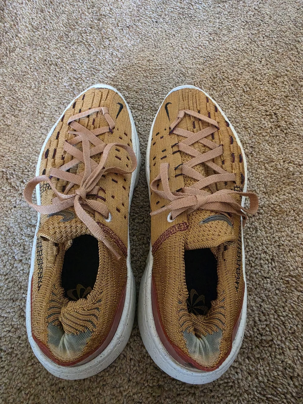 Nike Space Hippie 04 Wheat Dark Beetroot Women's Sneakers